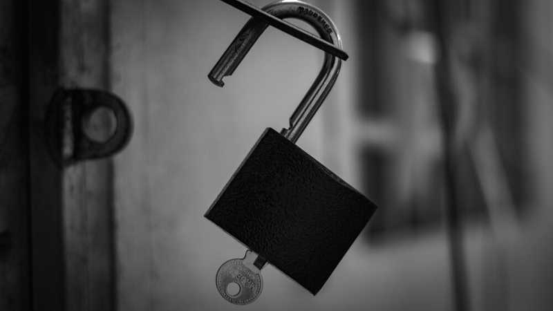 Exploring Next.js CVE-2025-29927